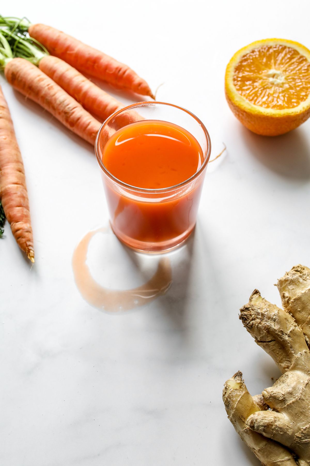 Orange and carrot drink with ginger